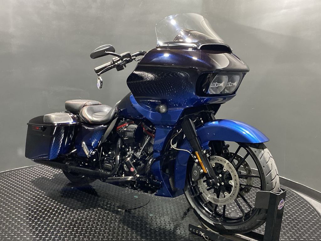 CVO® Road Glide®