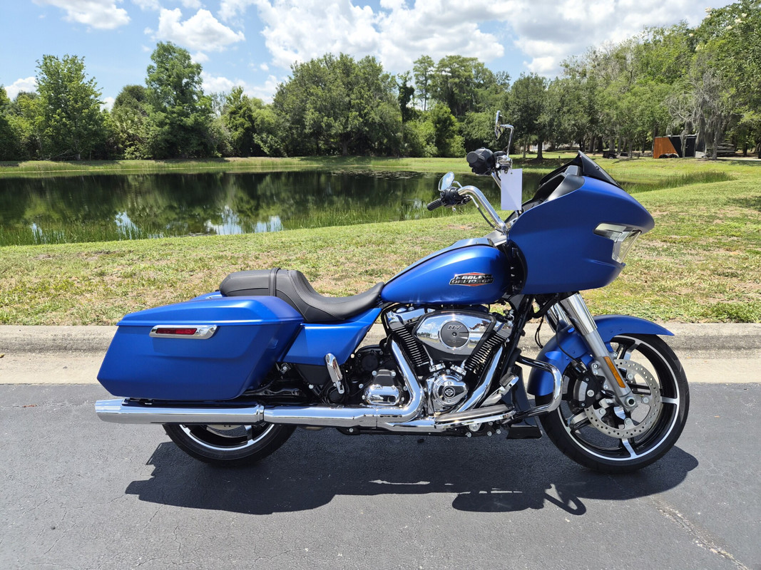 Road Glide®