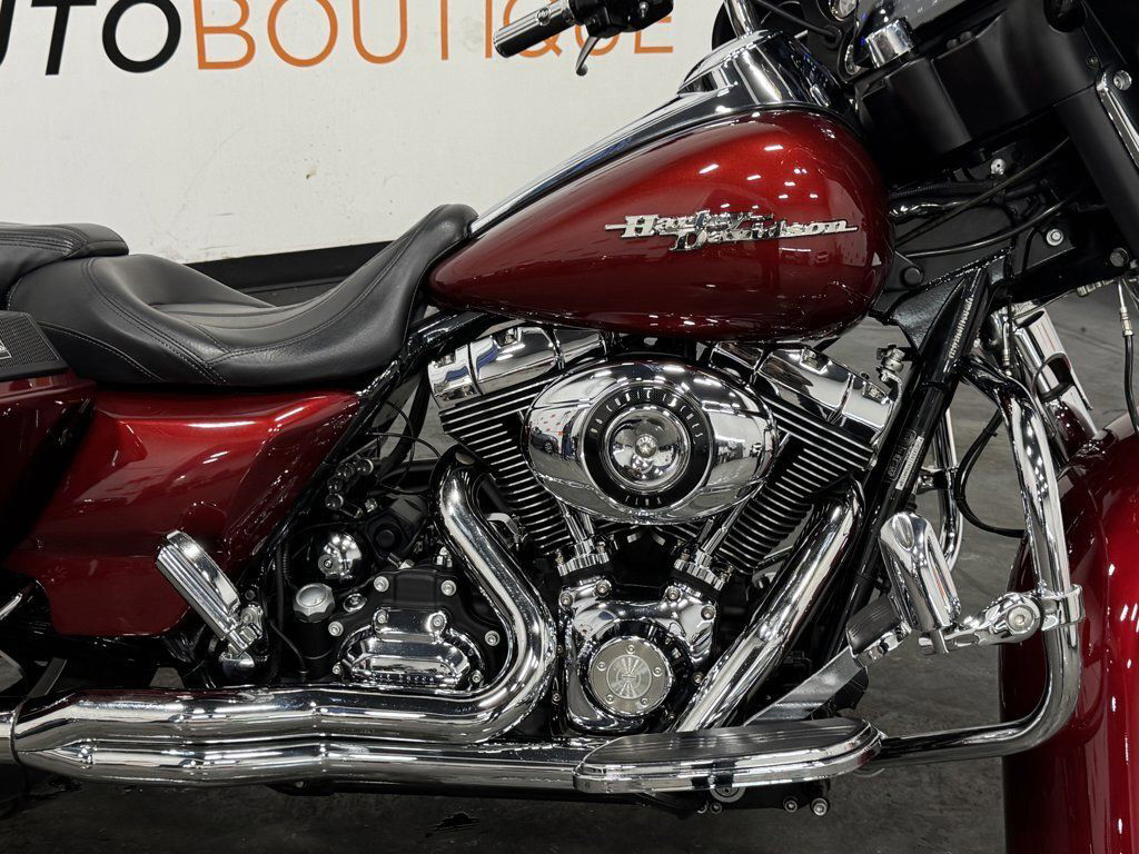 Street Glide®