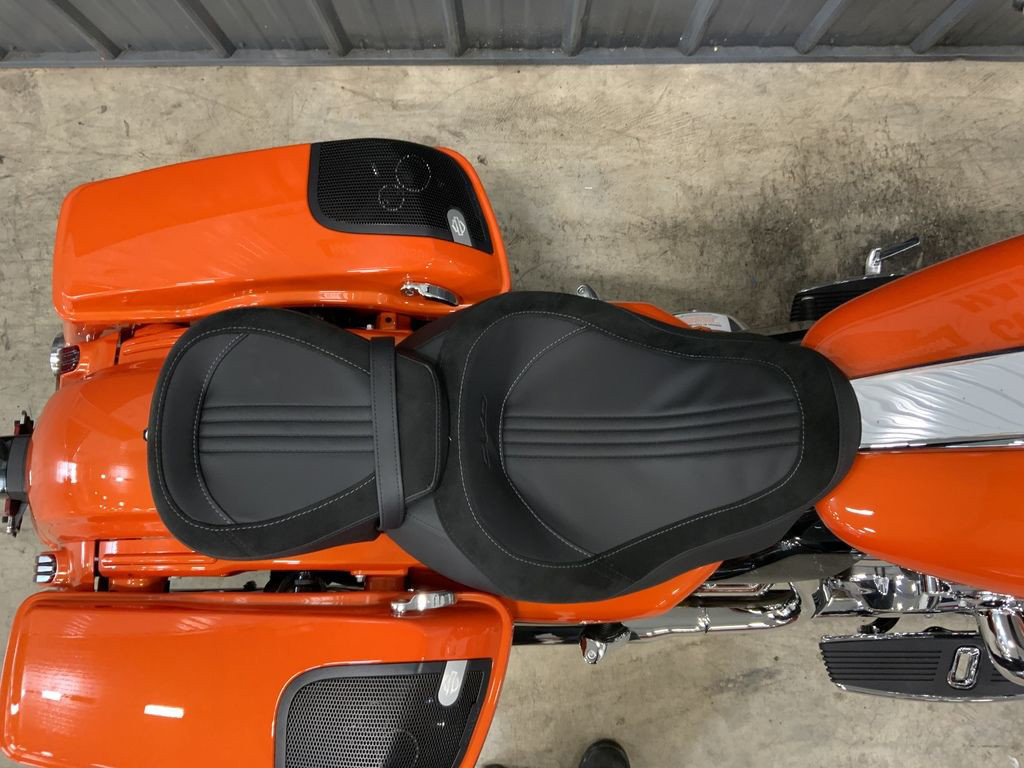 CVO® Road Glide®