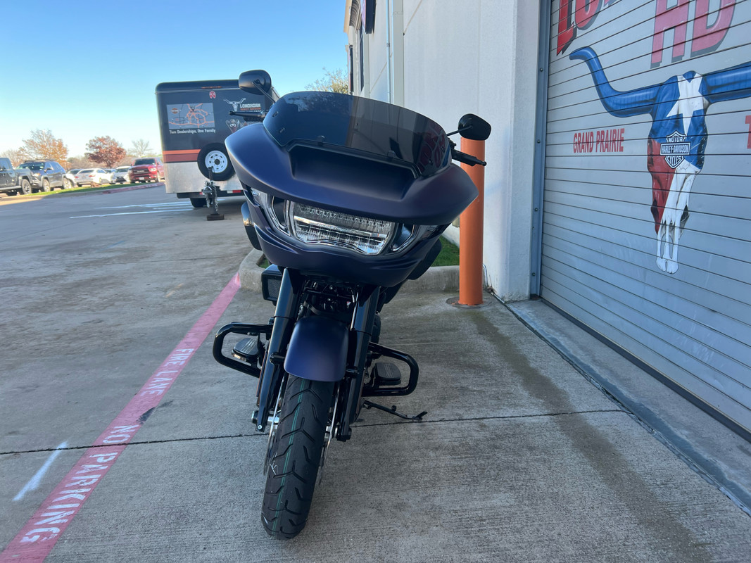 Road Glide®