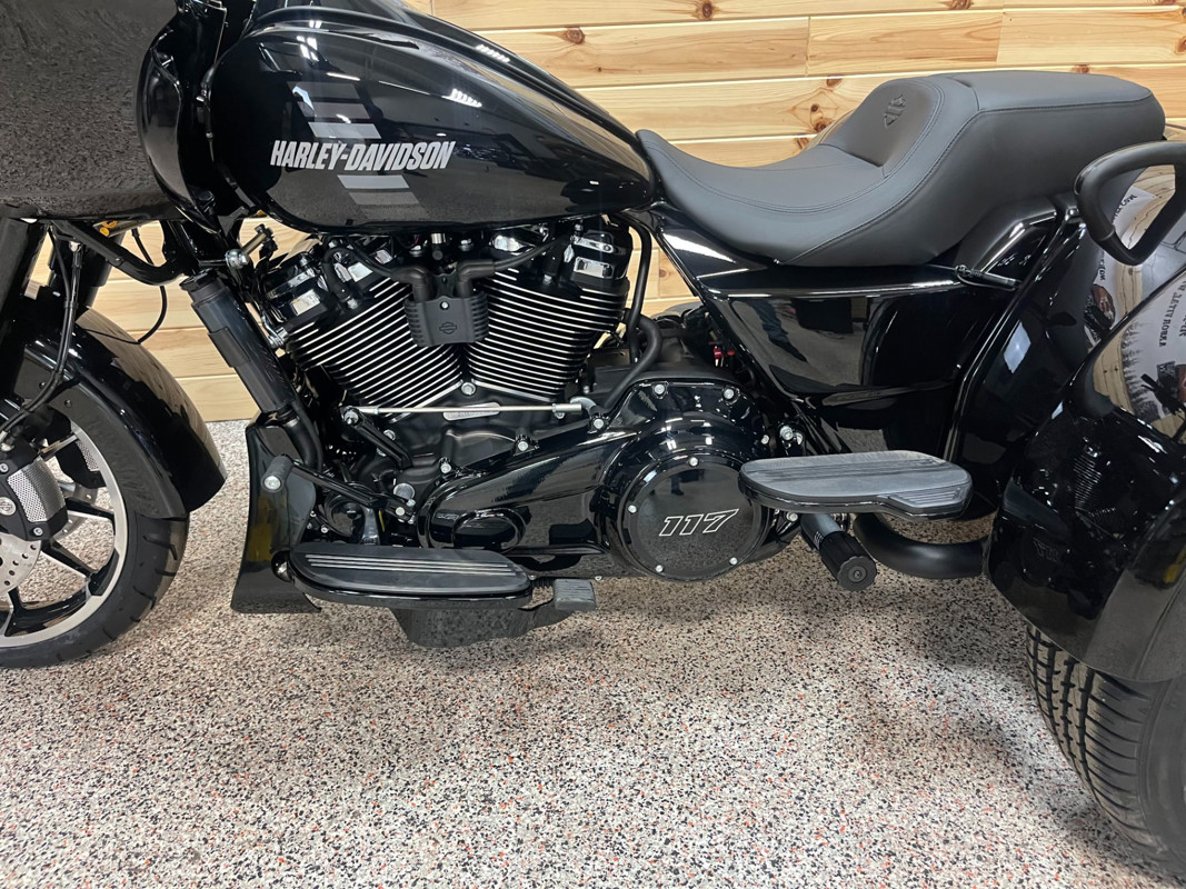 Road Glide® 3