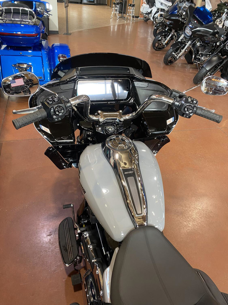 Road Glide® 3