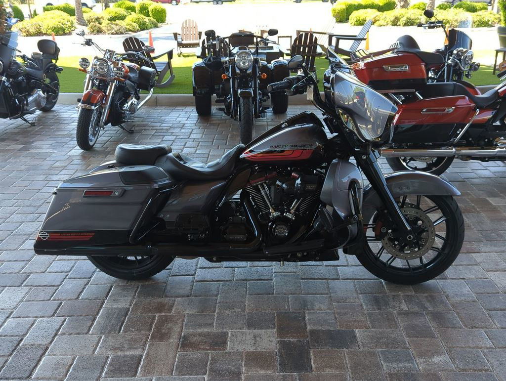 CVO® Street Glide®