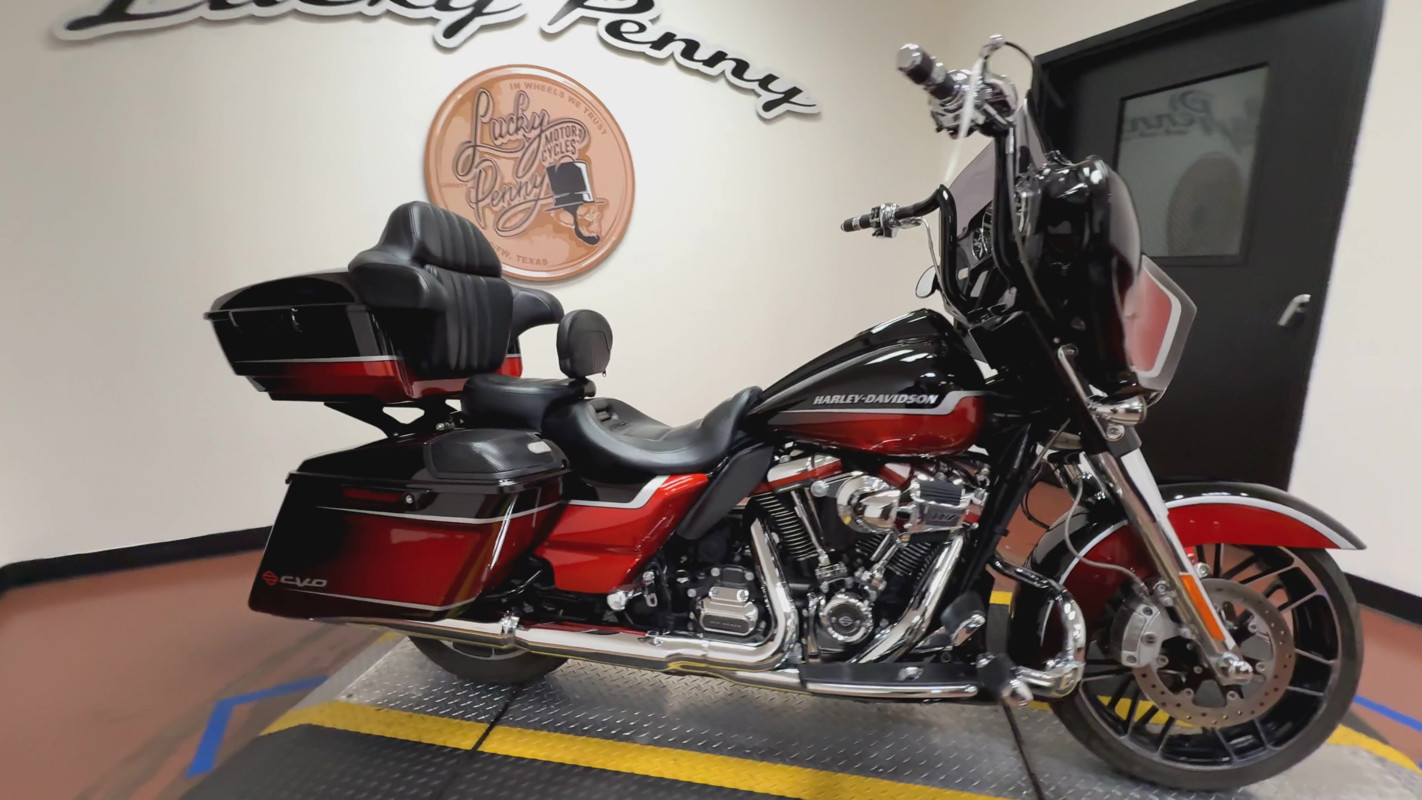 CVO® Street Glide®