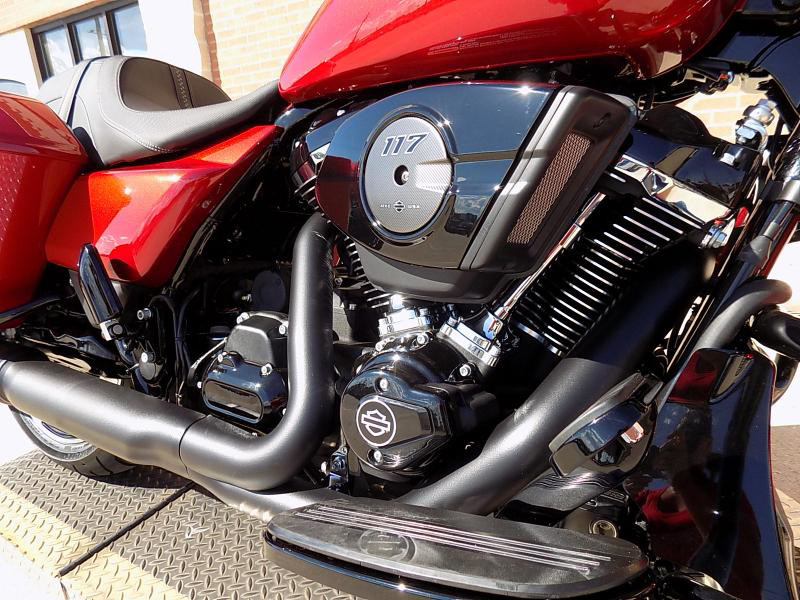 Street Glide®