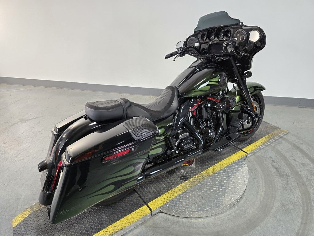 CVO® Street Glide®