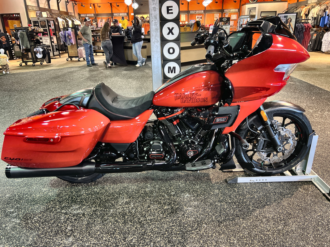 CVO® Road Glide® ST