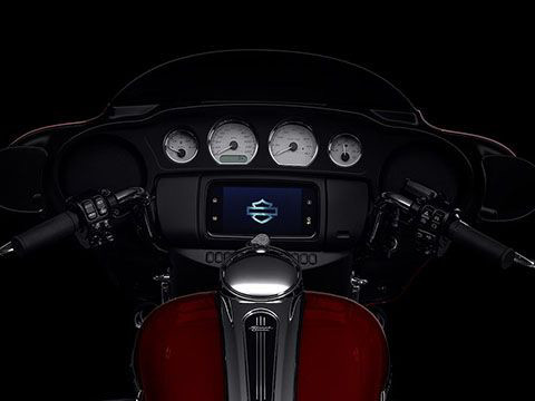 Street Glide®