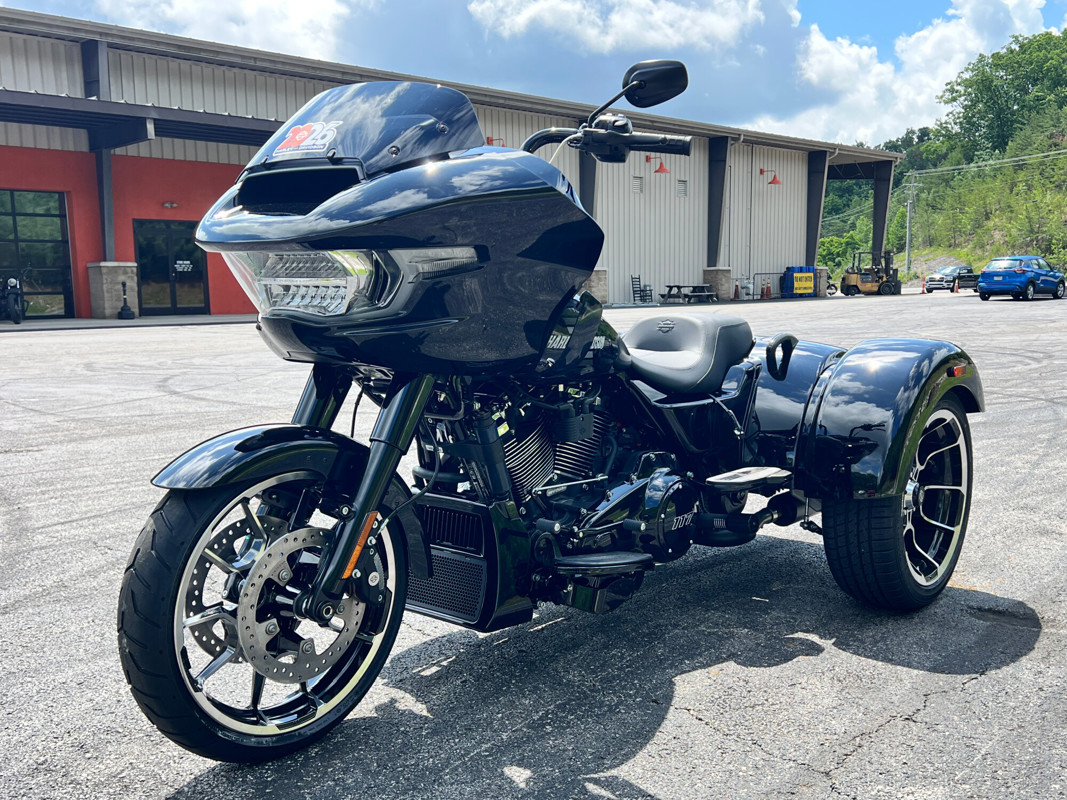 Road Glide® 3
