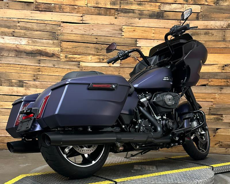 Road Glide®