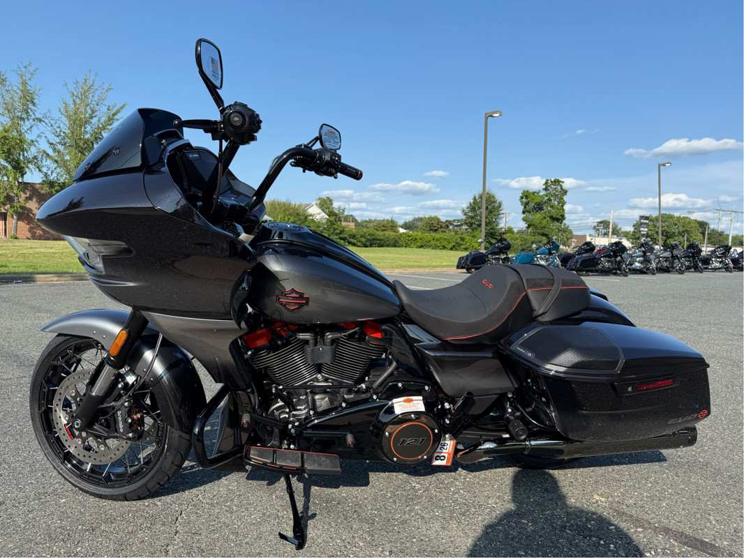 CVO® Road Glide®