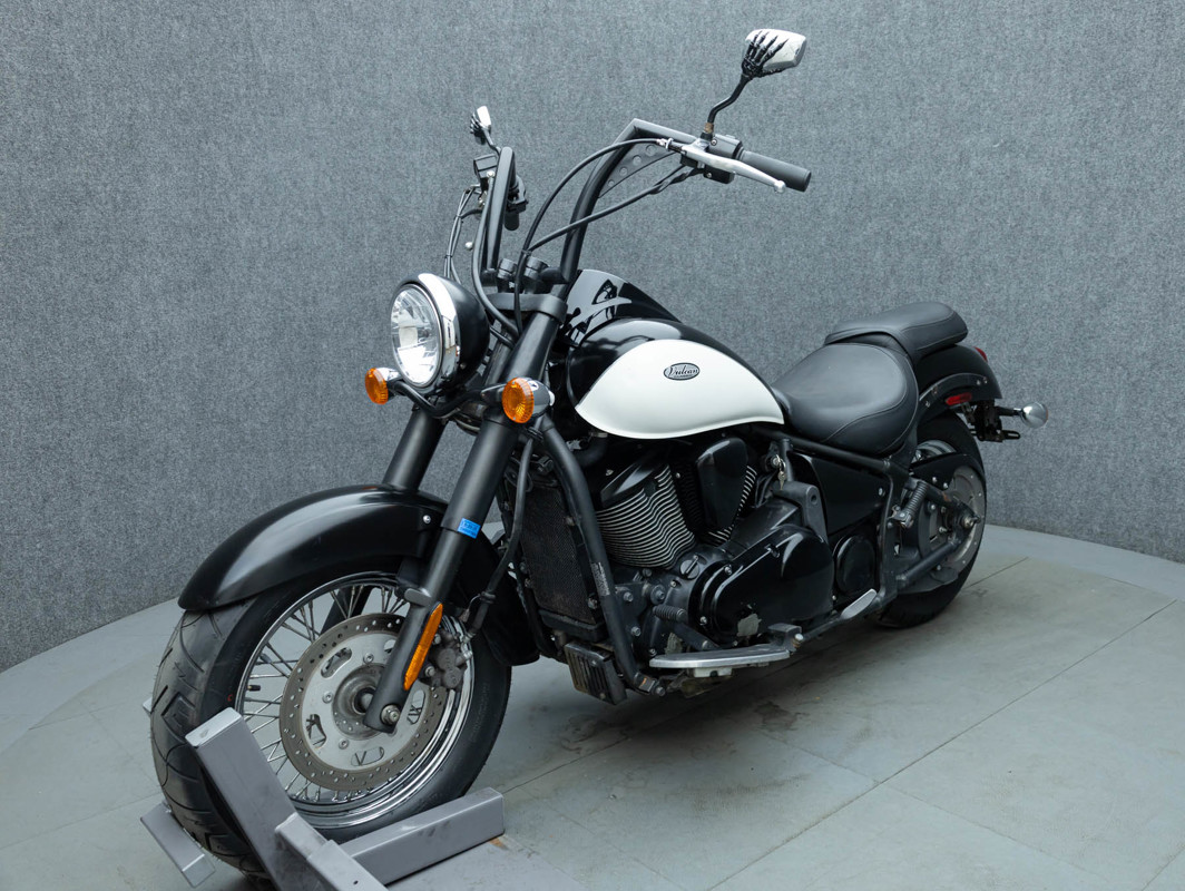 Vulcan 900 Classic