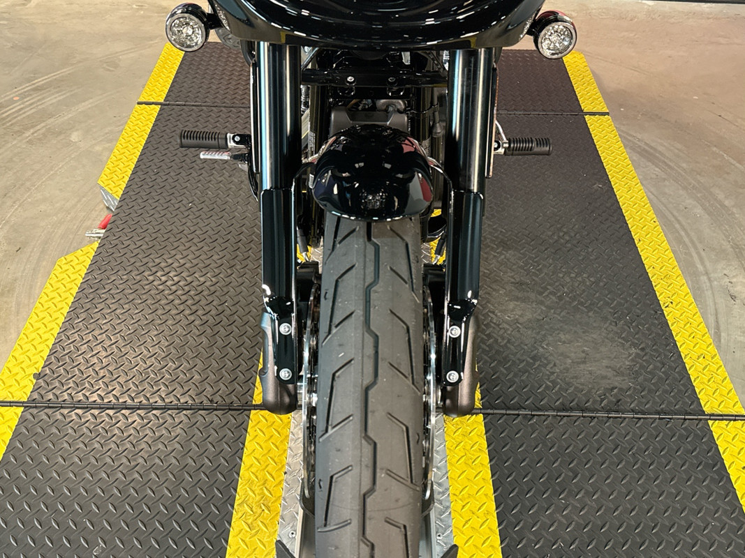 Low Rider® ST