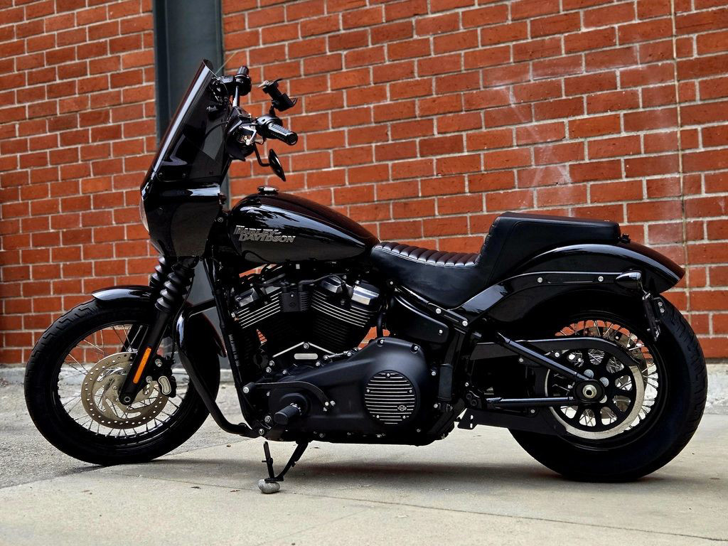 Softail® Street Bob®