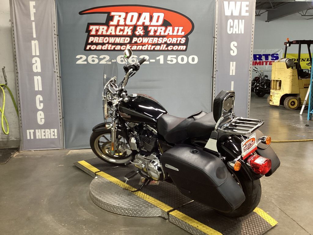 Sportster® SuperLow® 1200T