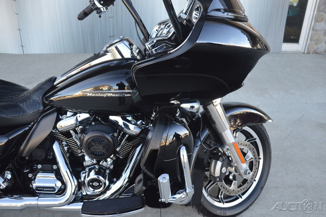 Road Glide® Ultra