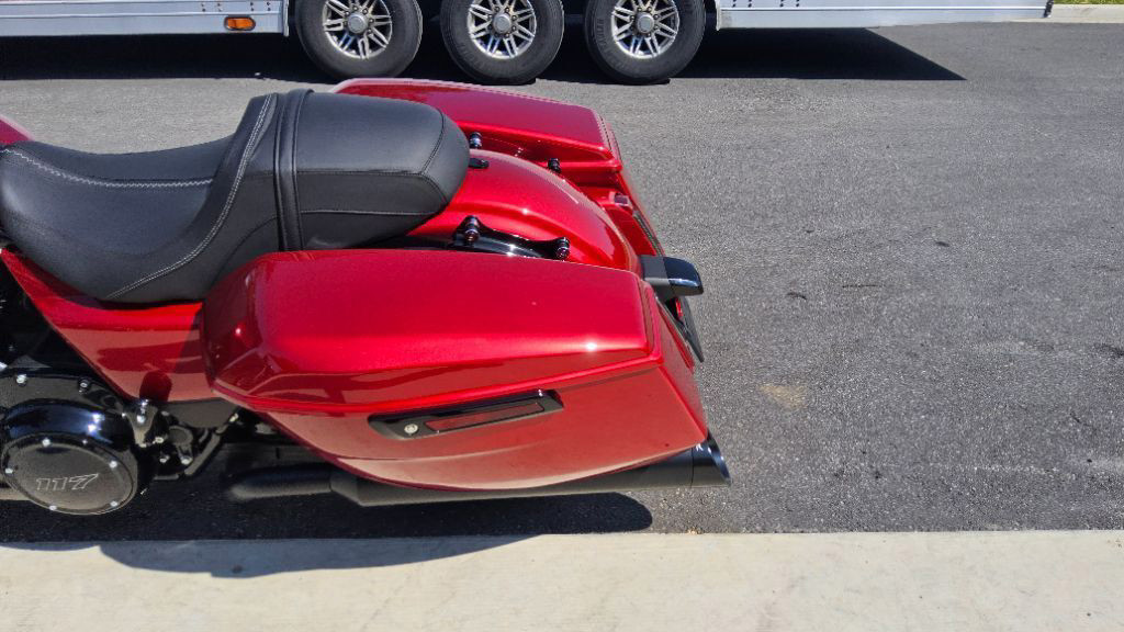 Street Glide®