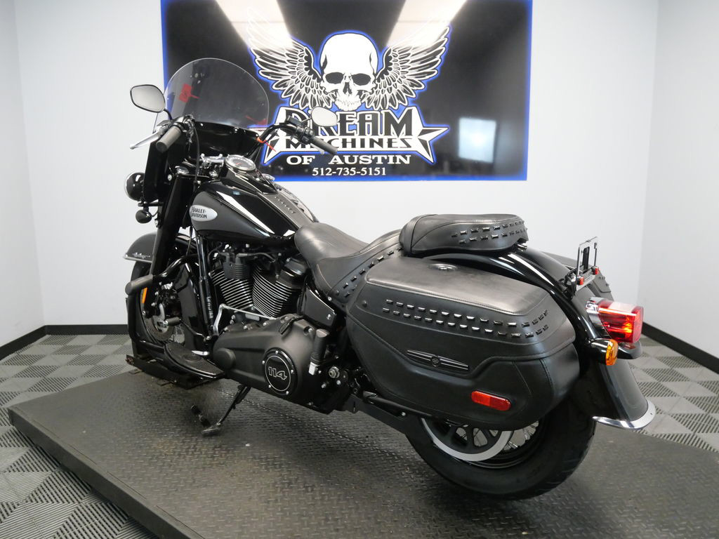 Heritage Classic 114