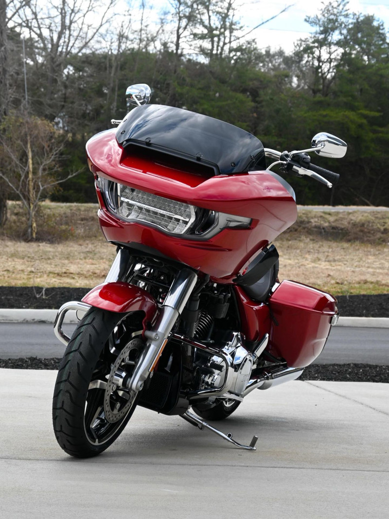 Road Glide®