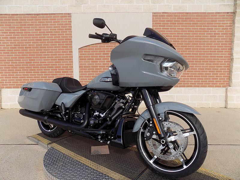 Road Glide®