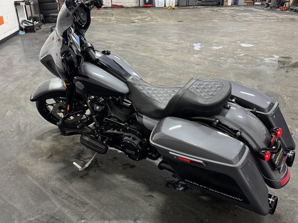 Street Glide® Special