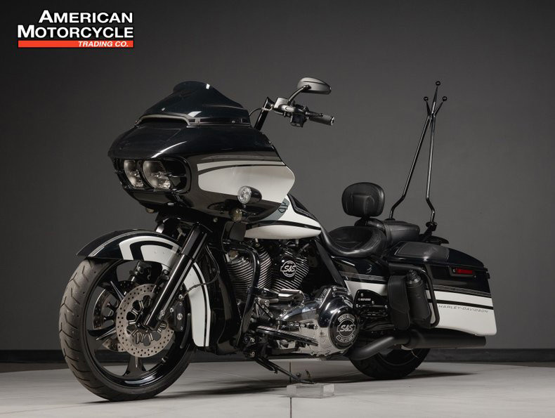 Road Glide® Special