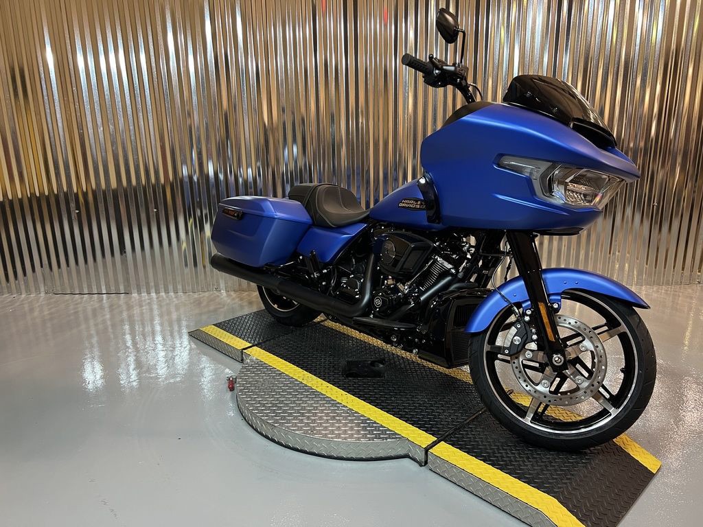 Road Glide®
