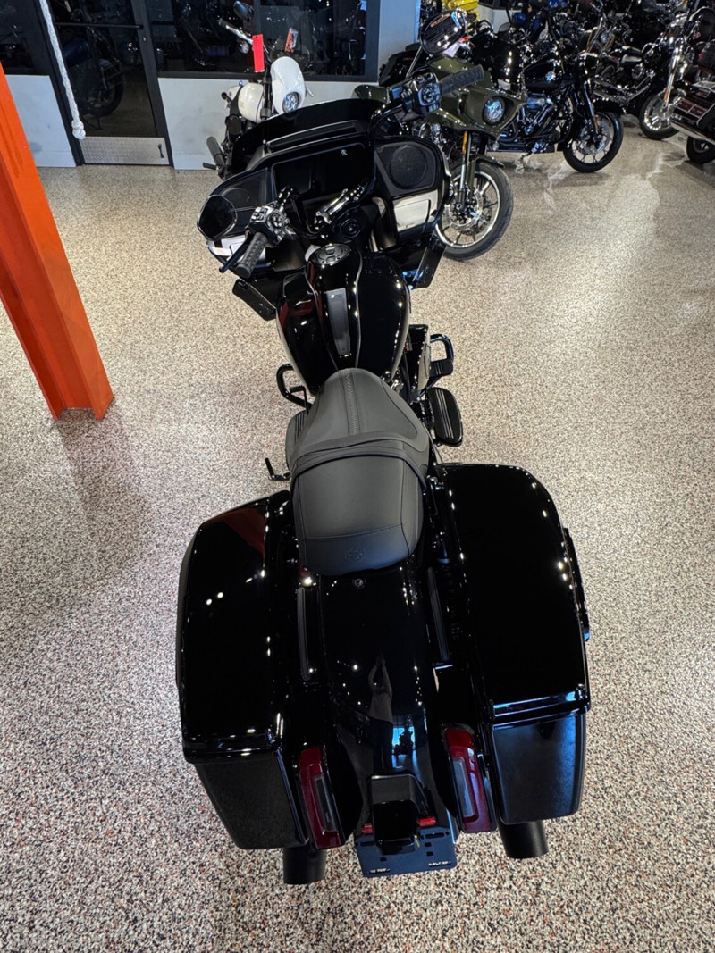 Road Glide®