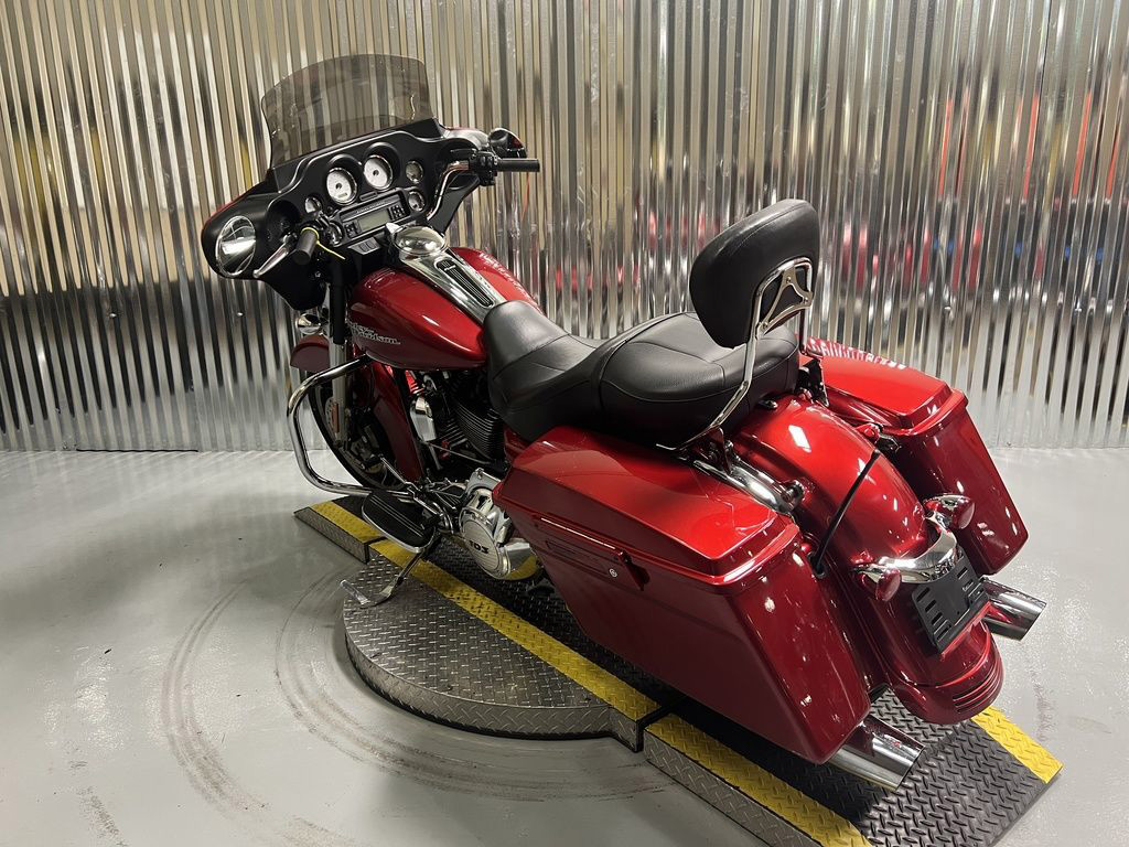 Street Glide®