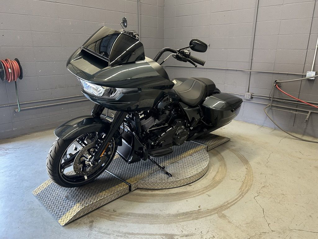 Road Glide®