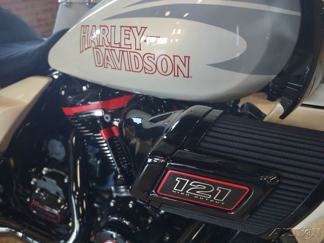 CVO® Road Glide® ST