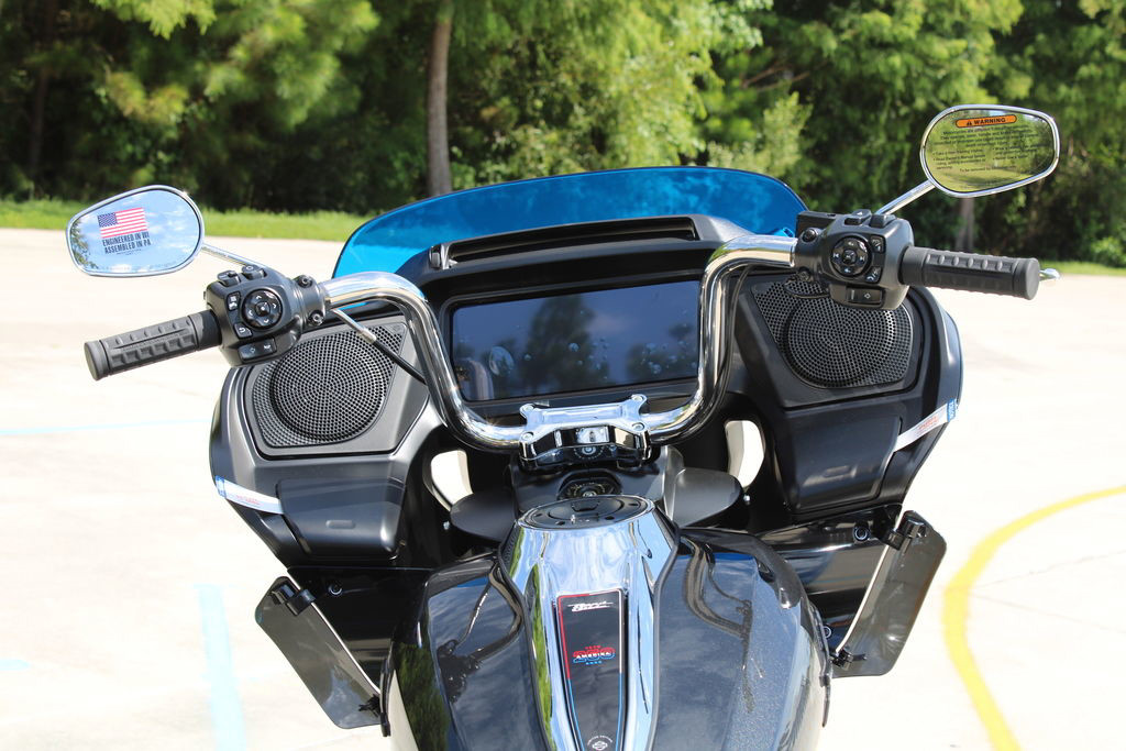 Road Glide®