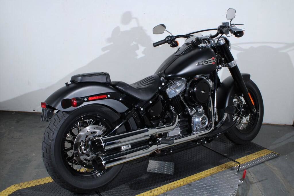 Softail® Slim®