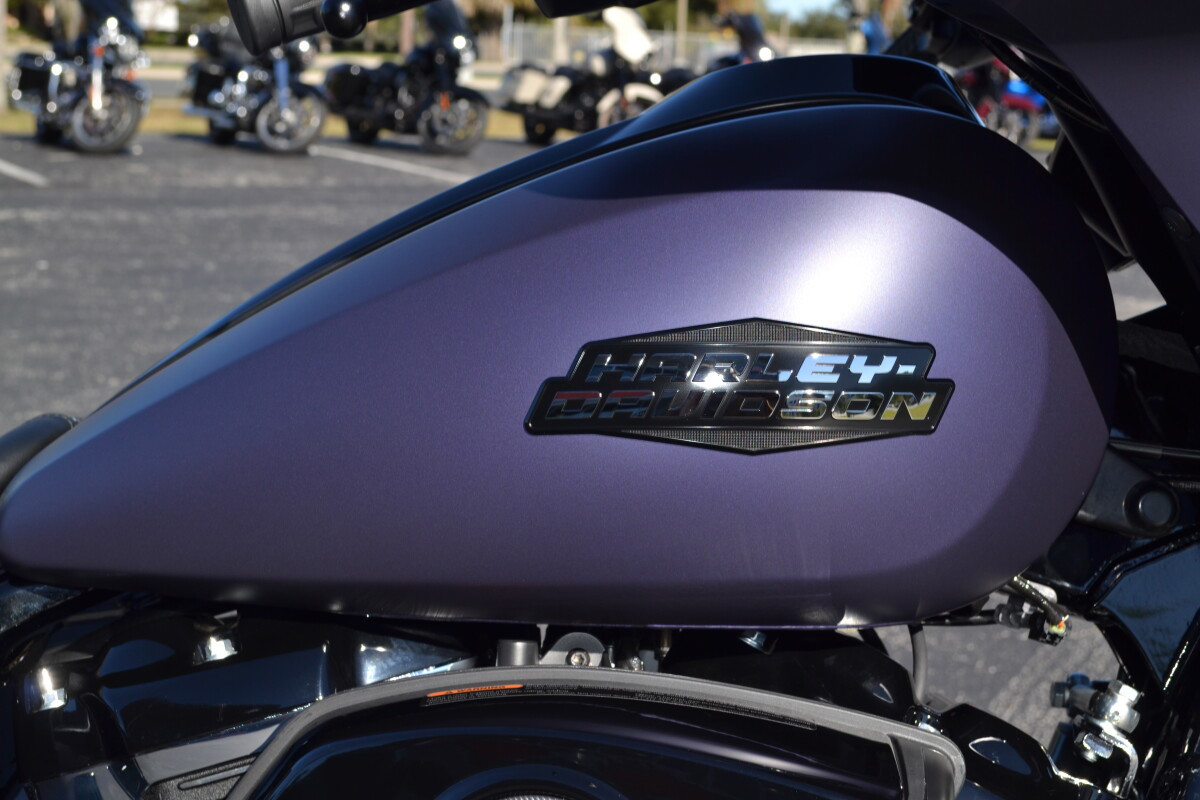 Street Glide®