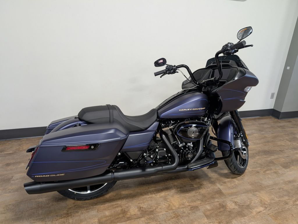 Road Glide®