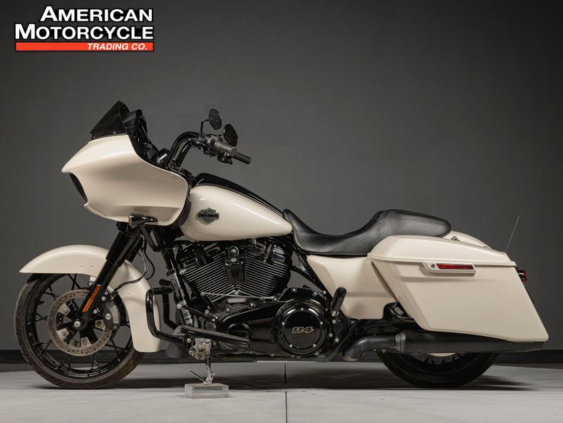 Road Glide® Special