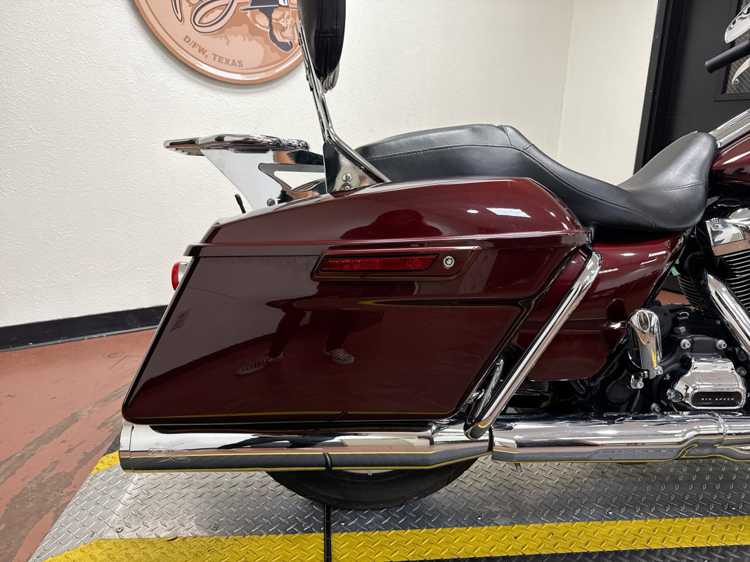 Road Glide®