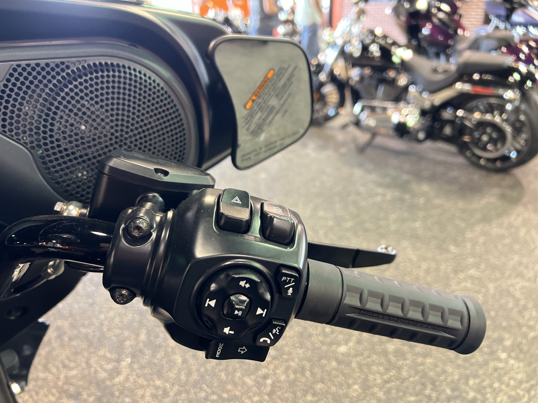 Street Glide®