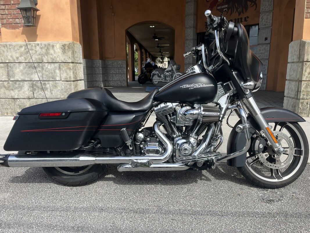 Street Glide® Special