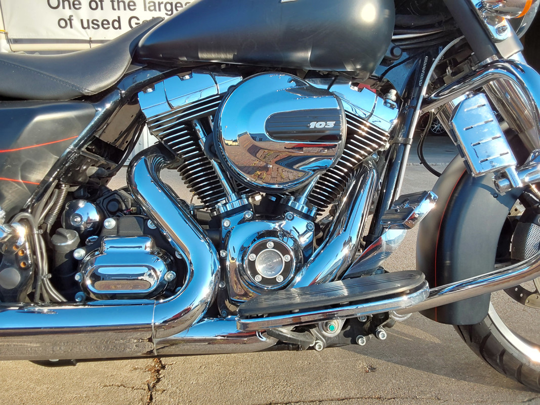 Street Glide®