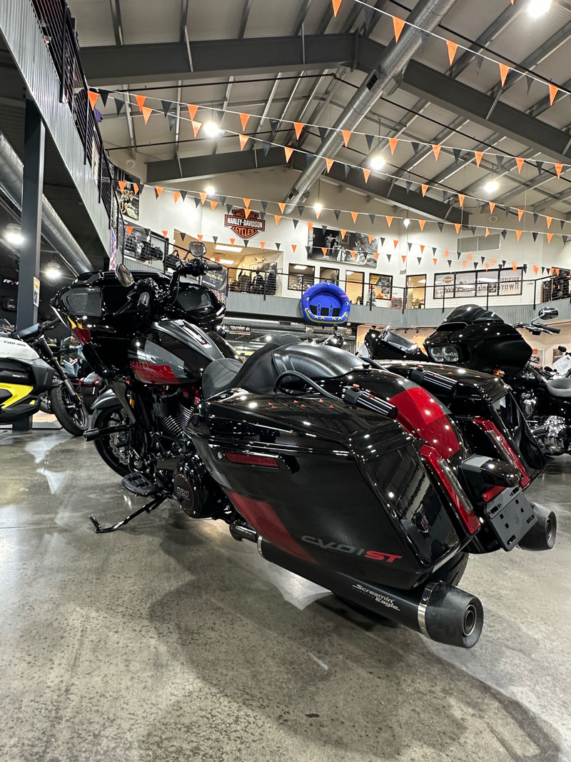CVO® Road Glide® ST