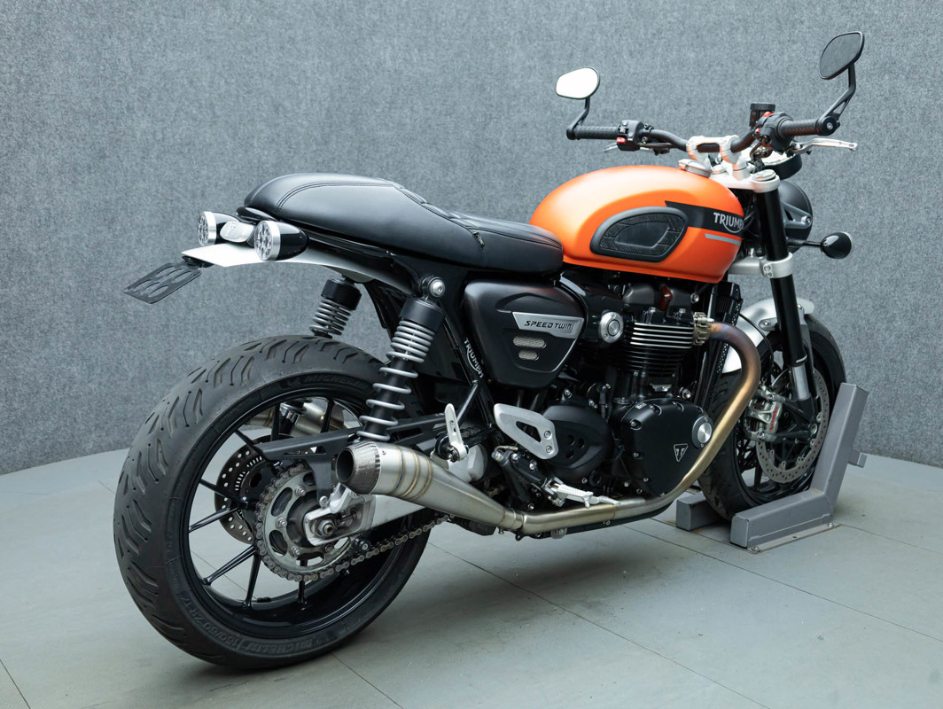 Speed Twin