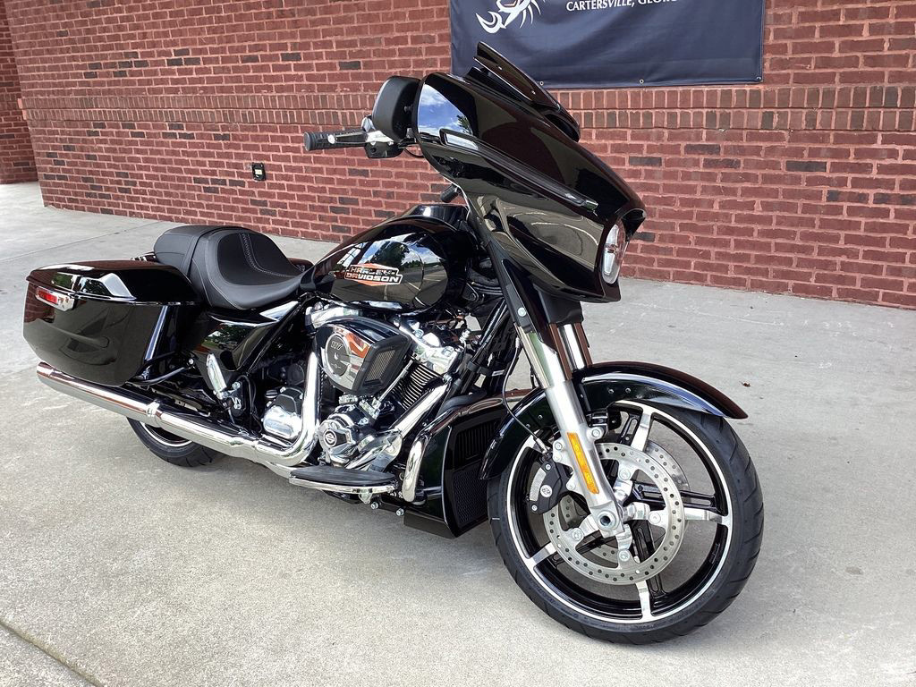 Road Glide®