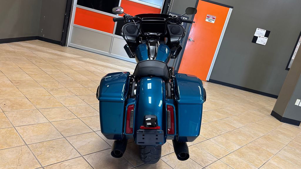 Road Glide®