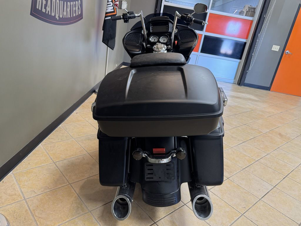 Road Glide®