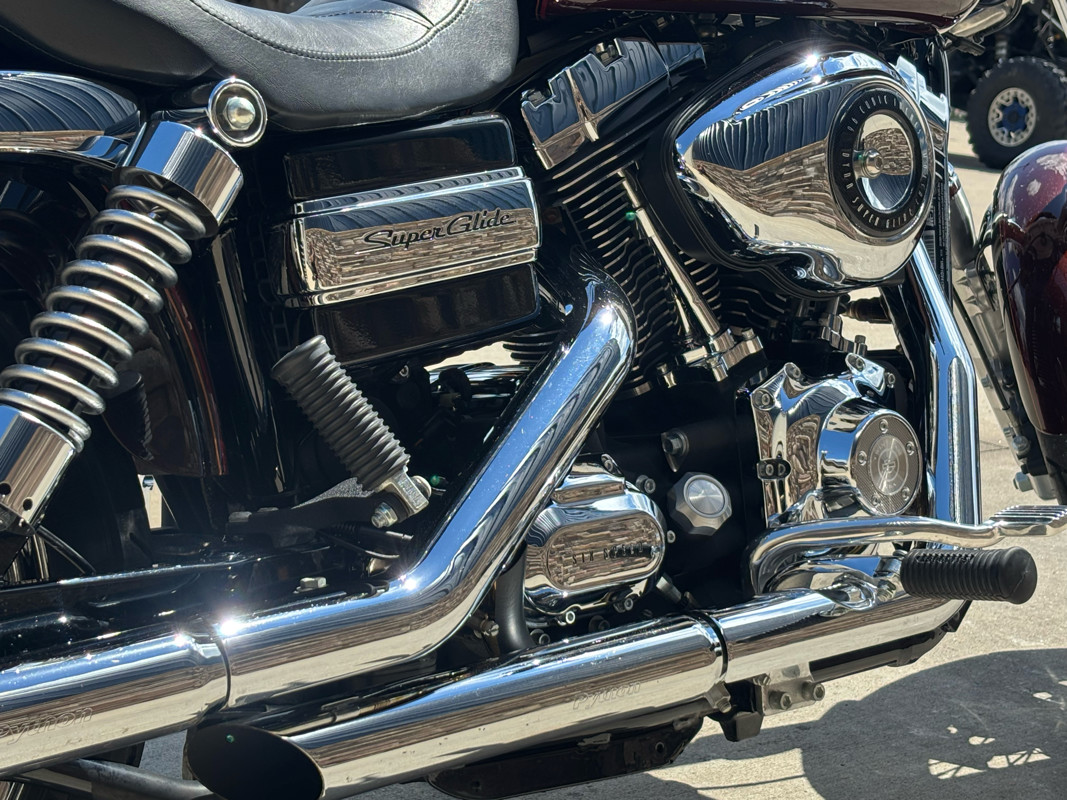 Dyna® Super Glide® Custom
