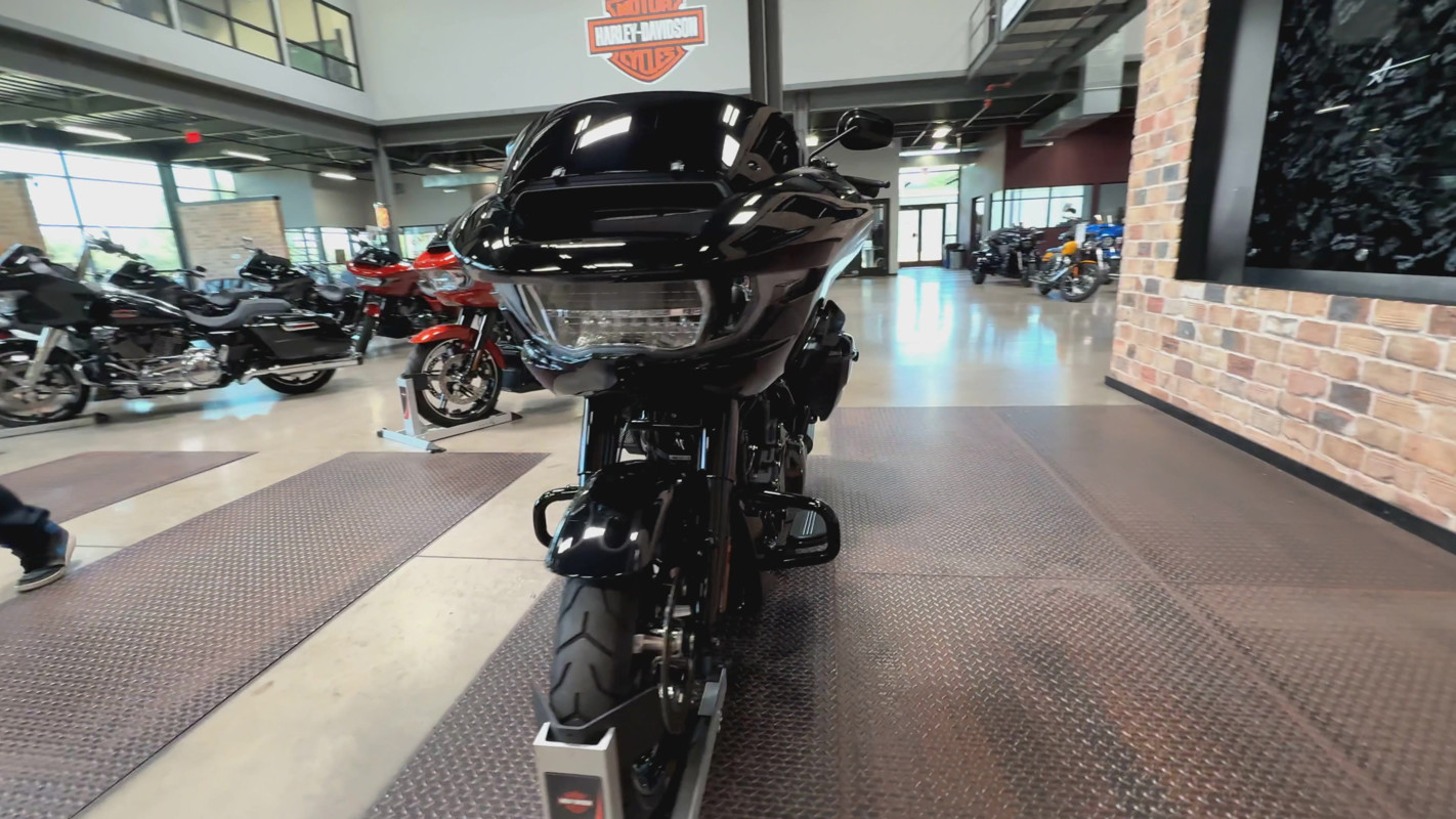 Road Glide®