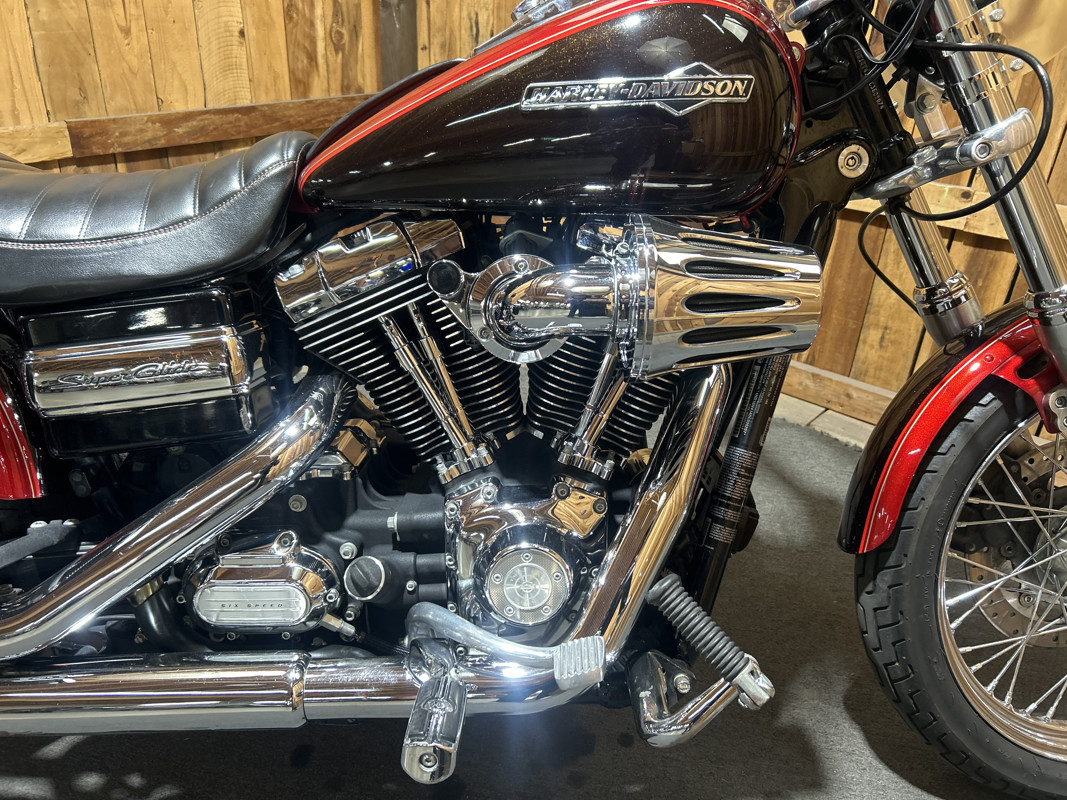 Dyna® Super Glide® Custom