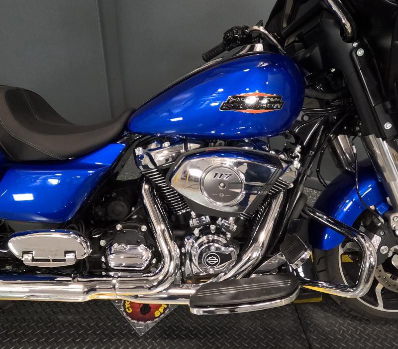 Street Glide®